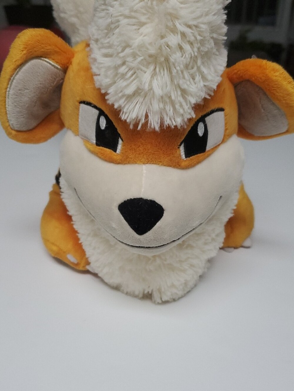 Pokemon Plush Growlithe in Orange and Cream - Picture 5 of 10